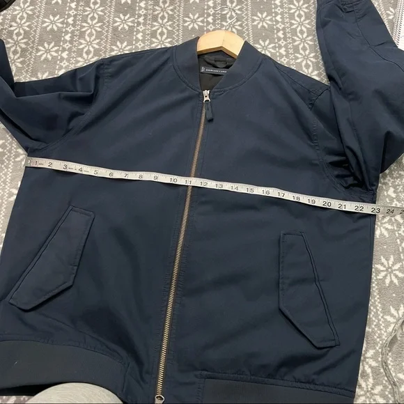 EVERLANE The Bomber Jacket/ Uniform In Navy Size Medium - Picture 6 of 13